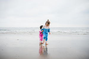 Kids dip dye sweater and matching sweatpants in blue and pink. 