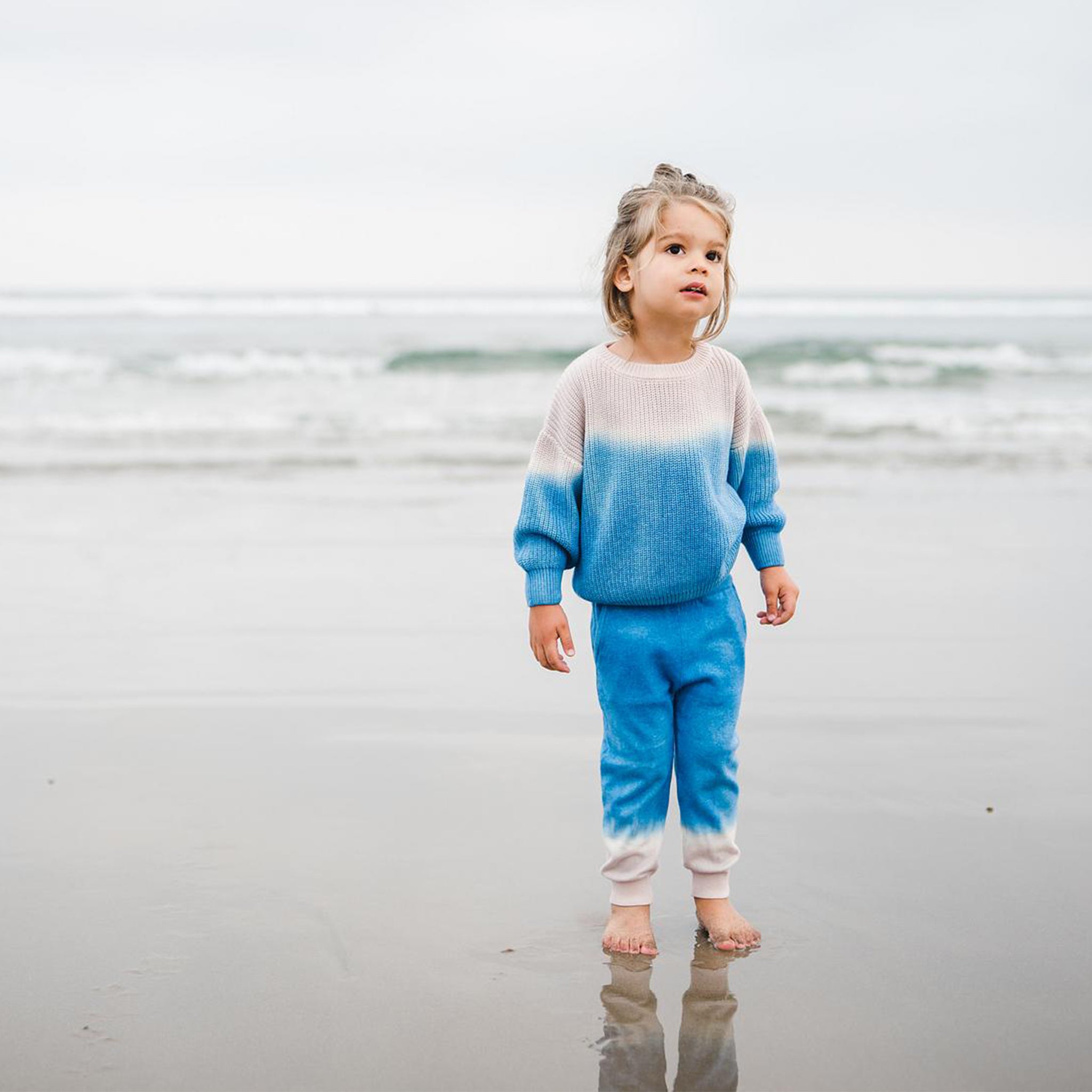 Kids blue dip dye sweater and matching sweatpants. 